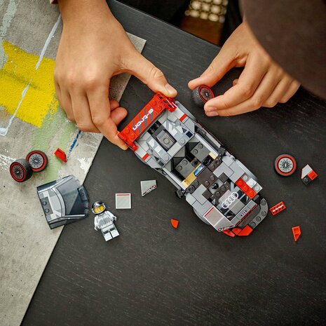 Lego Audi S1 e-tron quattro racewagen