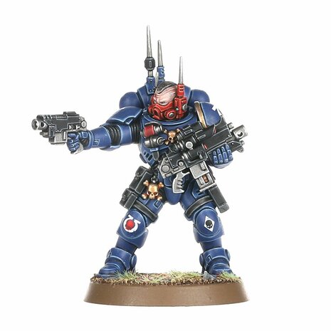 Warhammer 40,000 Space Marines Infiltrator Squad